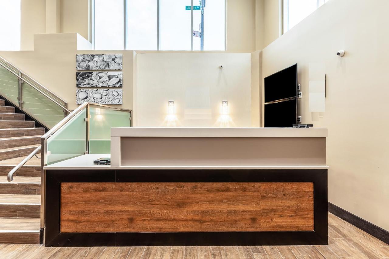 Van Wyck Hotel & Suites Near Jfk Airport نيو يورك المظهر الخارجي الصورة