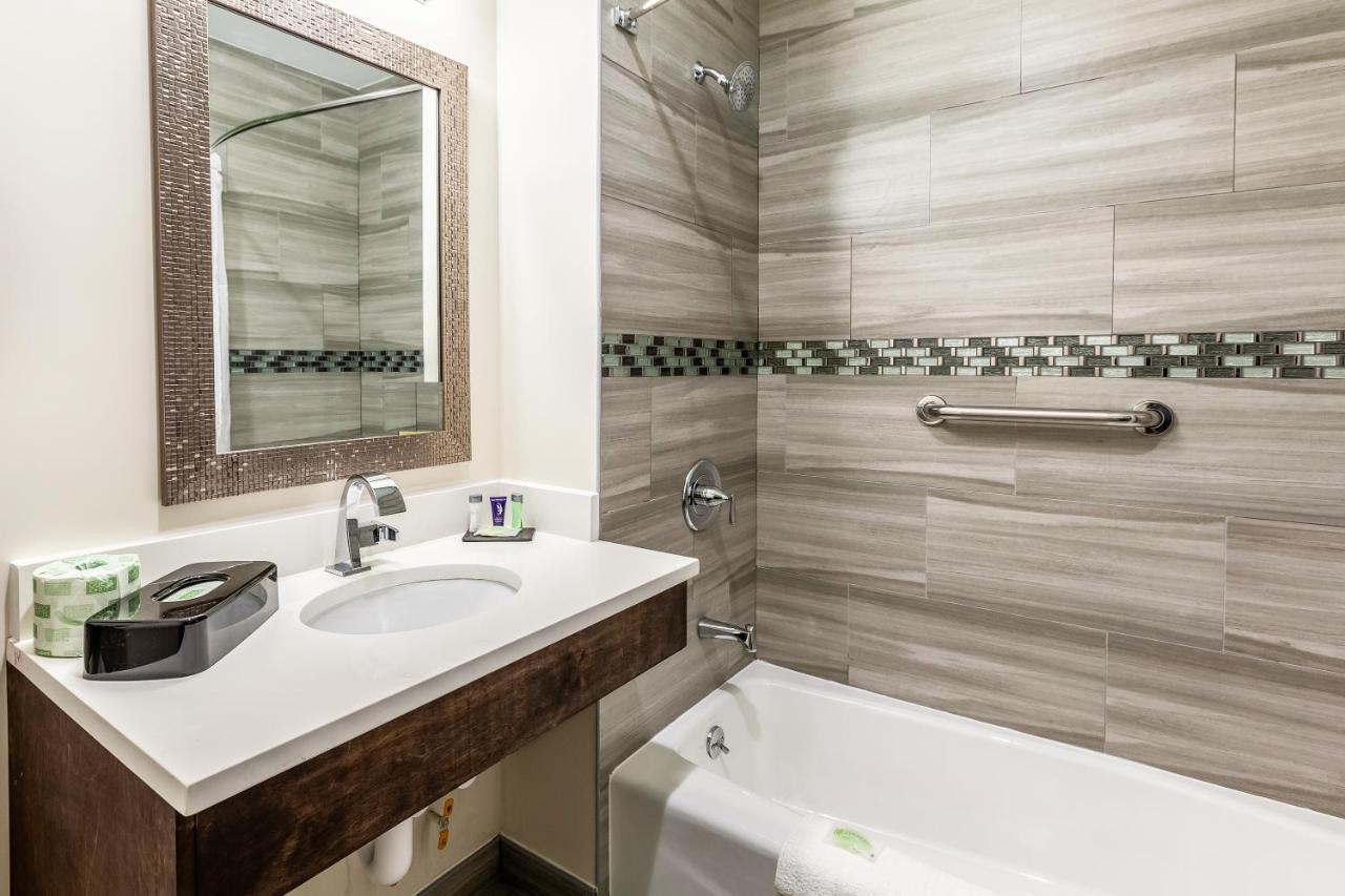 Van Wyck Hotel & Suites Near Jfk Airport نيو يورك المظهر الخارجي الصورة